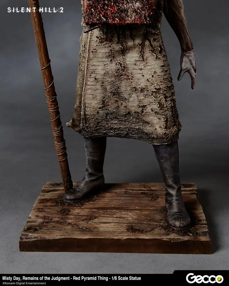 Silent Hill 2 Statue 1/6 Misty Day, Remains of Judgement - Red Pyramid Thing 34 cm product photo