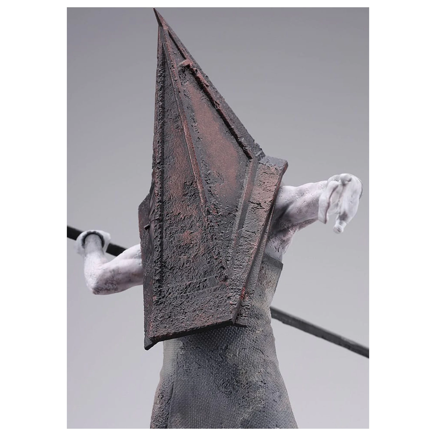 Silent Hill 2 Oshi Works Statue 1/7 Red Pyramid Thing 26 cm          product photo