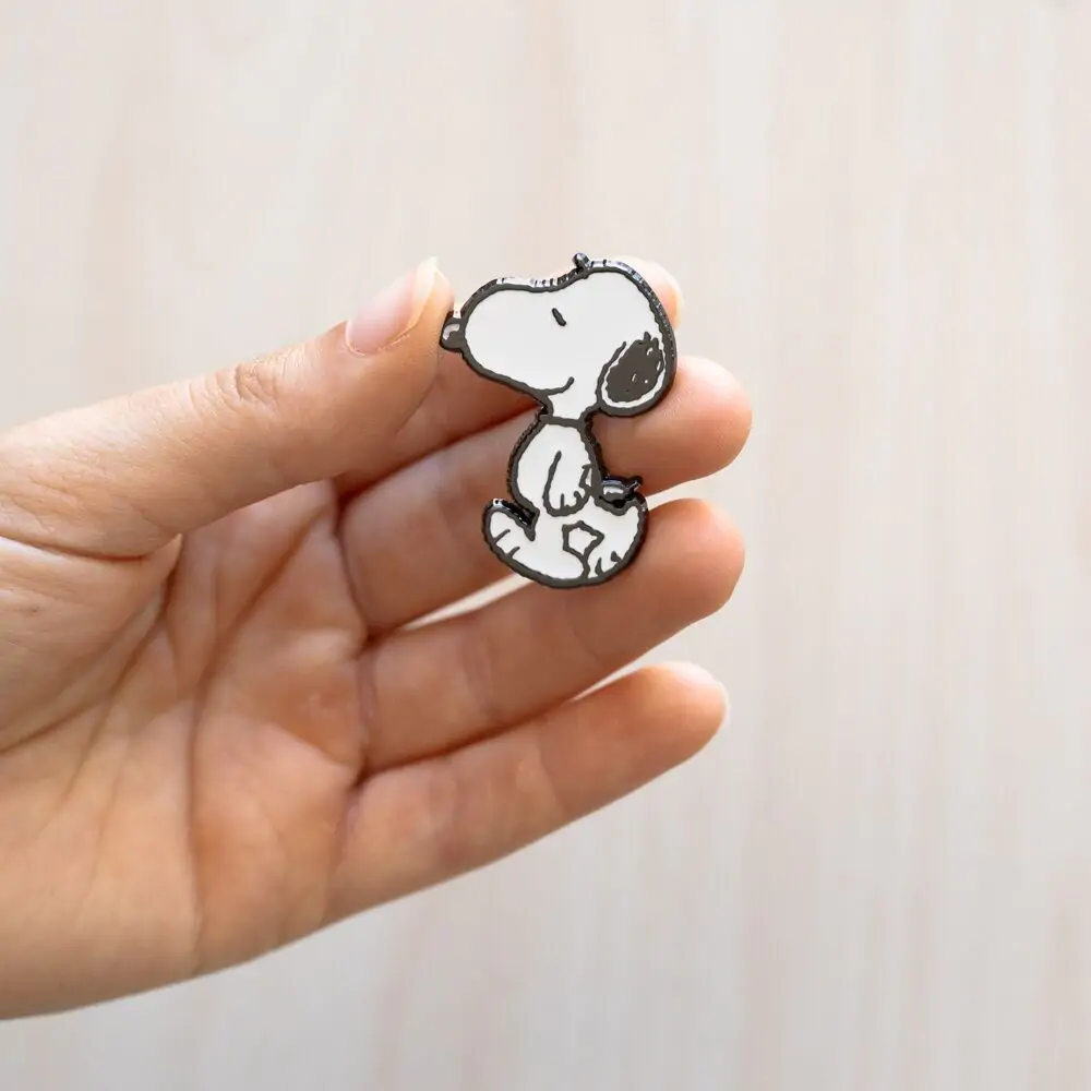 Snoopy 4 pin set product photo