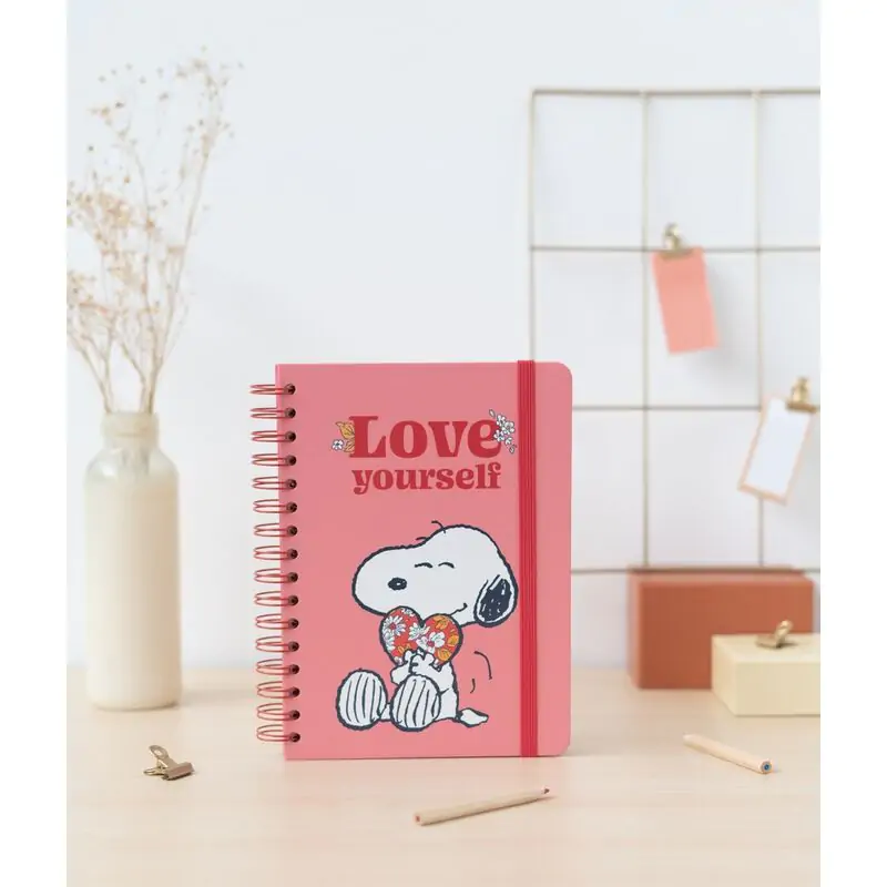 Snoopy Love Yourself A5 notebook termékfotó