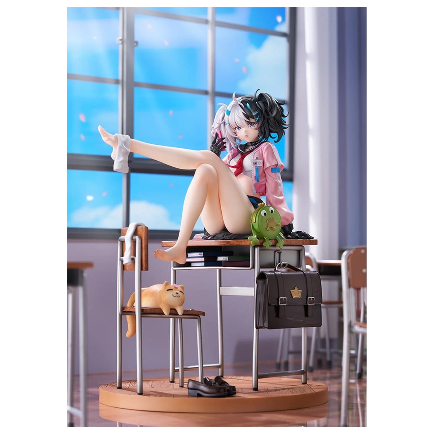 Snowbreak: Containment Zone PVC Figure 1/7 Eatchel - The Cub [Overdue Radiance] 23 cm product photo