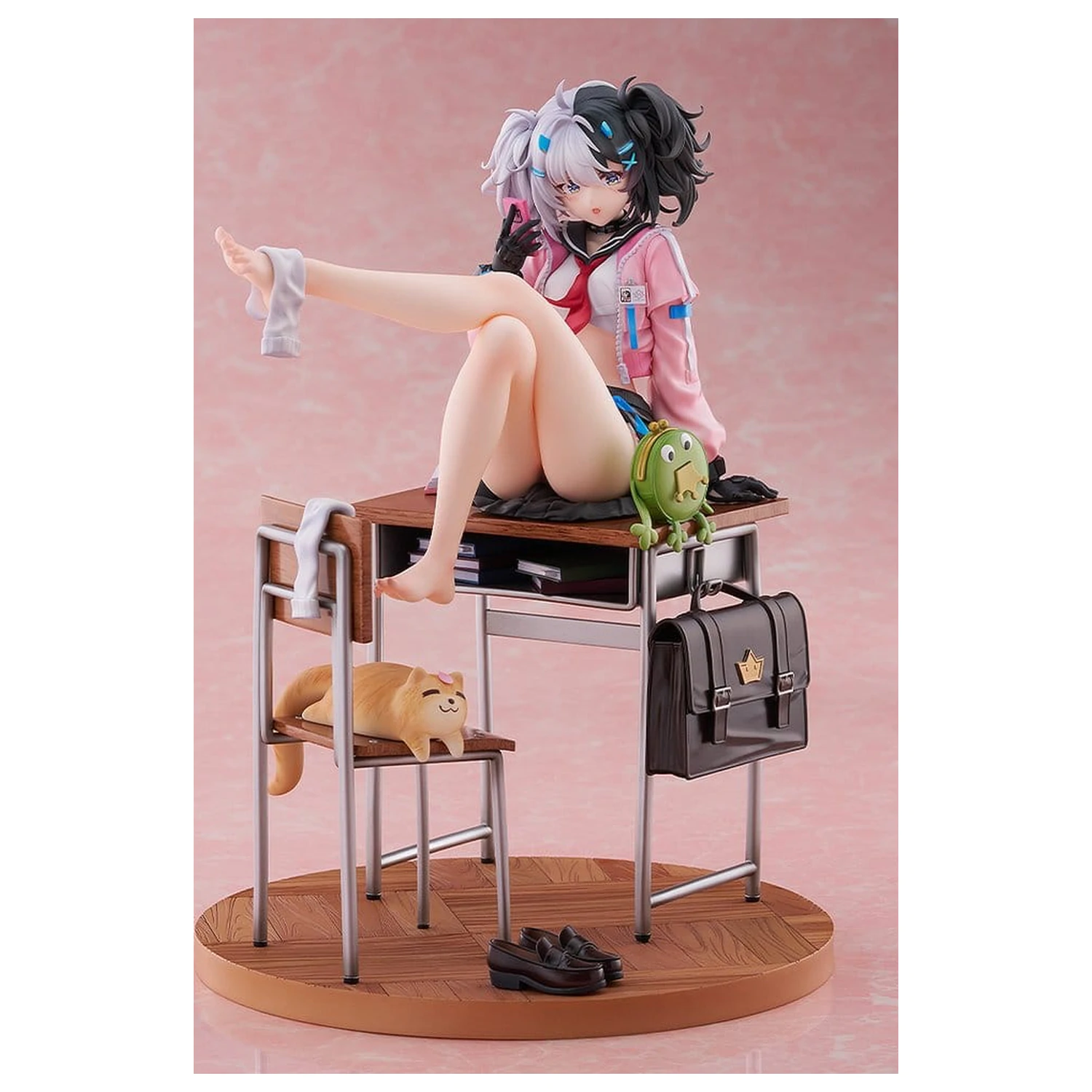 Snowbreak: Containment Zone PVC Figure 1/7 Eatchel - The Cub [Overdue Radiance] 23 cm product photo
