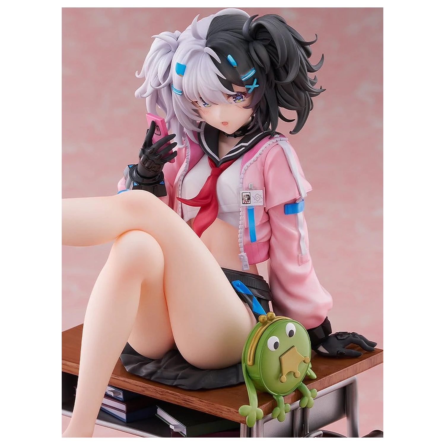 Snowbreak: Containment Zone PVC Figure 1/7 Eatchel - The Cub [Overdue Radiance] 23 cm product photo