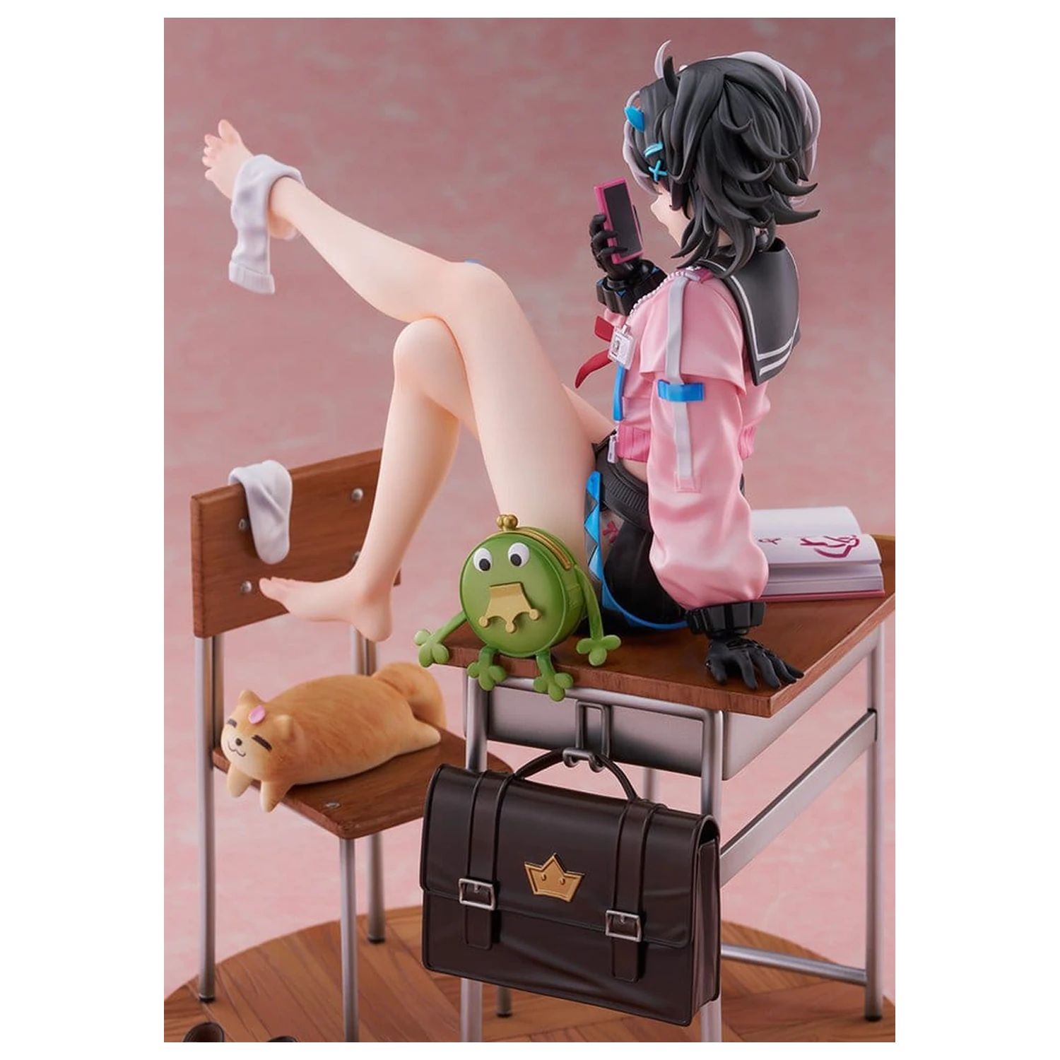 Snowbreak: Containment Zone PVC Figure 1/7 Eatchel - The Cub [Overdue Radiance] 23 cm product photo