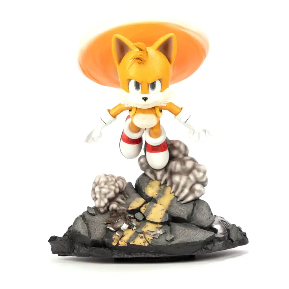 Sonic the Hedgehog 2 Statue Tails Standoff 32 cm termékfotó