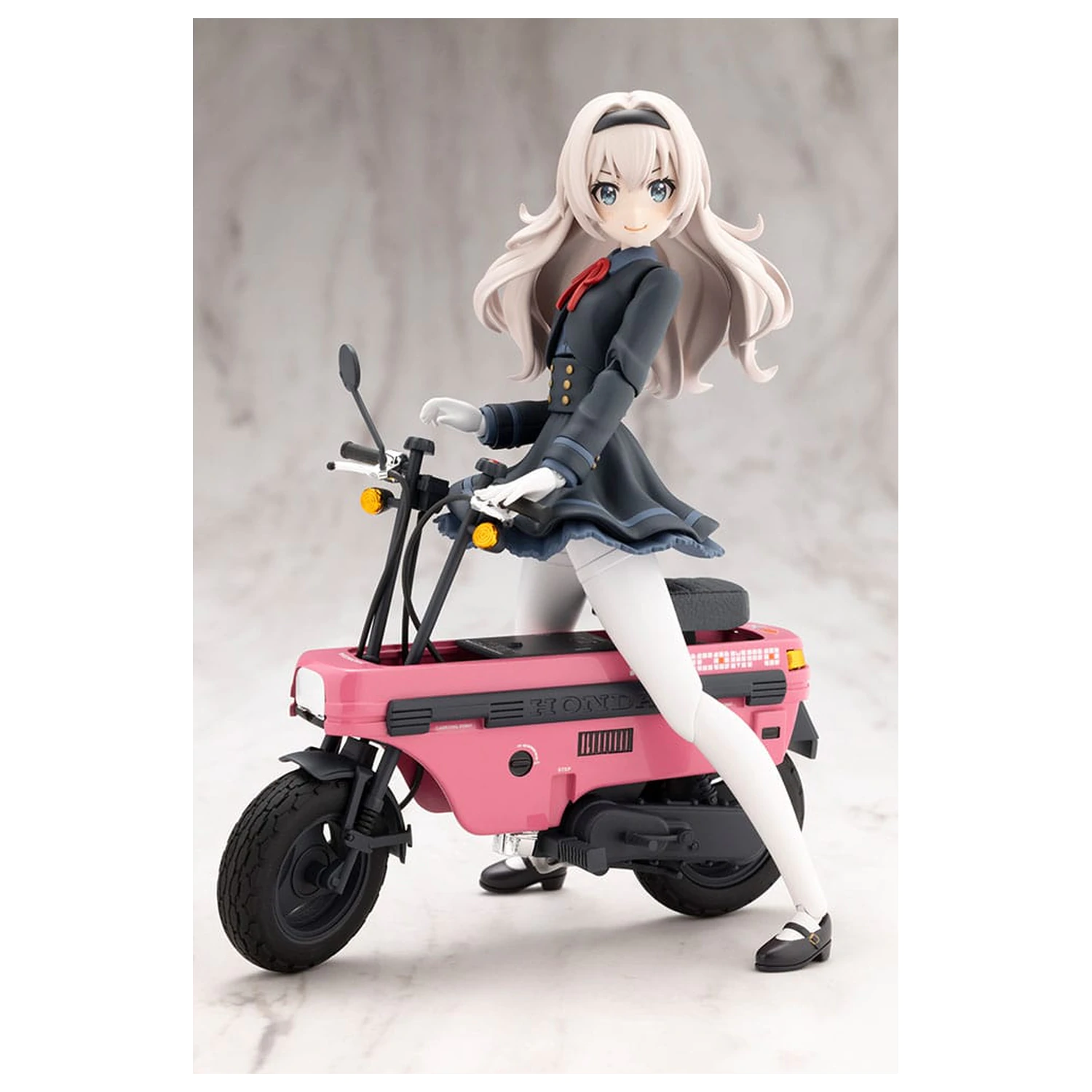 Sousai Shojo Teien Plastic Model Kit 1/10 Emma Koishikawa Nocturne with Honda AB12 Motocompo 14 cm      product photo