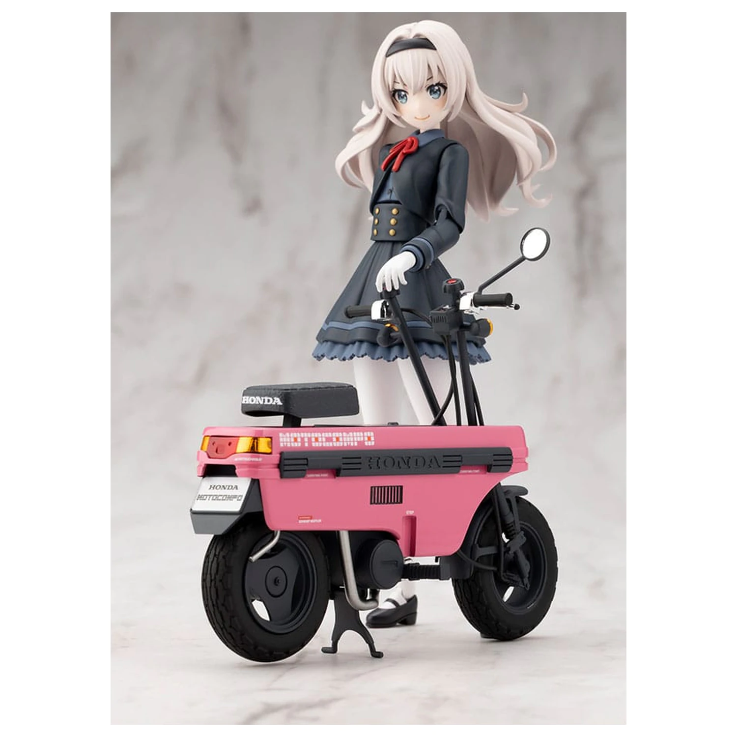 Sousai Shojo Teien Plastic Model Kit 1/10 Emma Koishikawa Nocturne with Honda AB12 Motocompo 14 cm      product photo