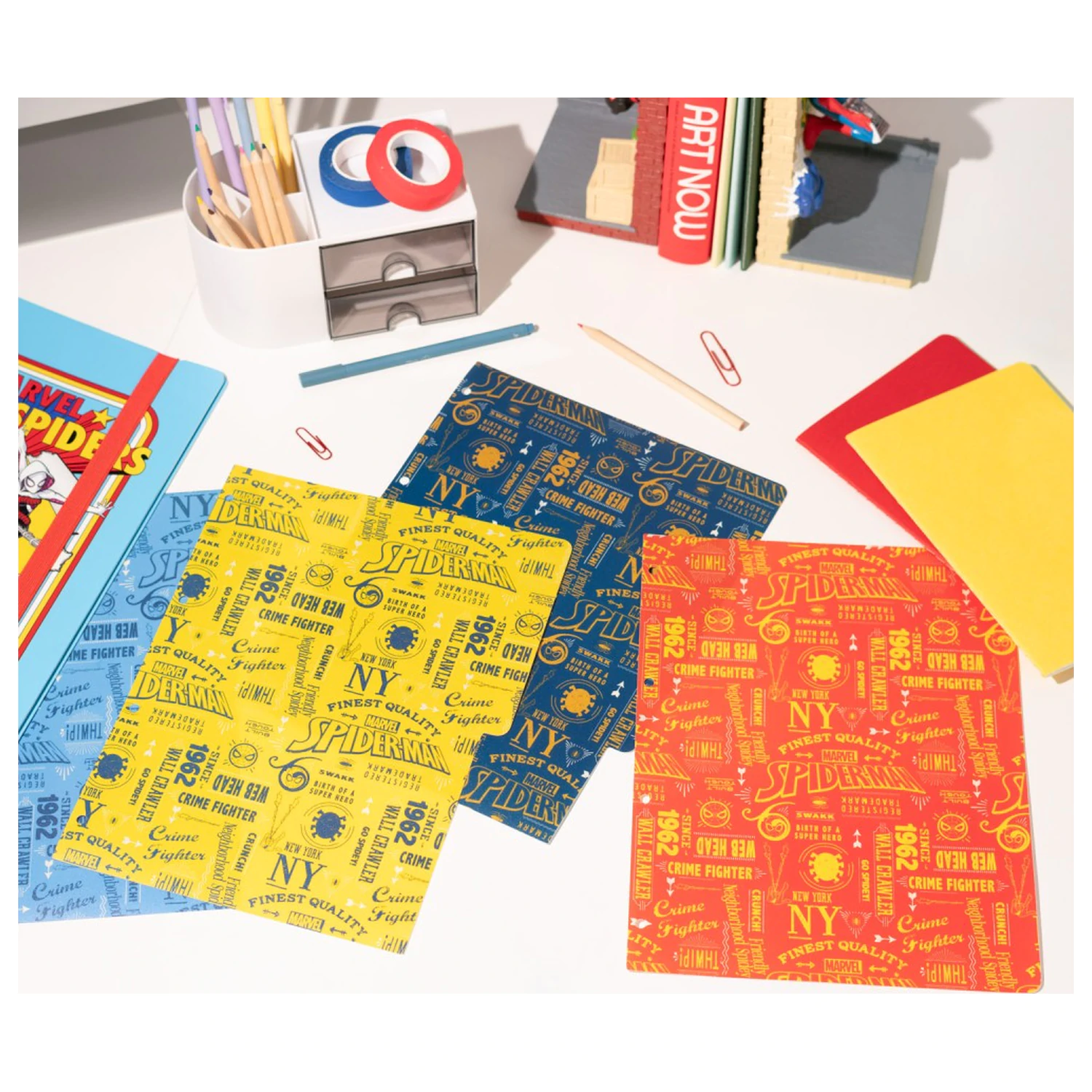 Marvel Spiderman 4 ring folder product photo