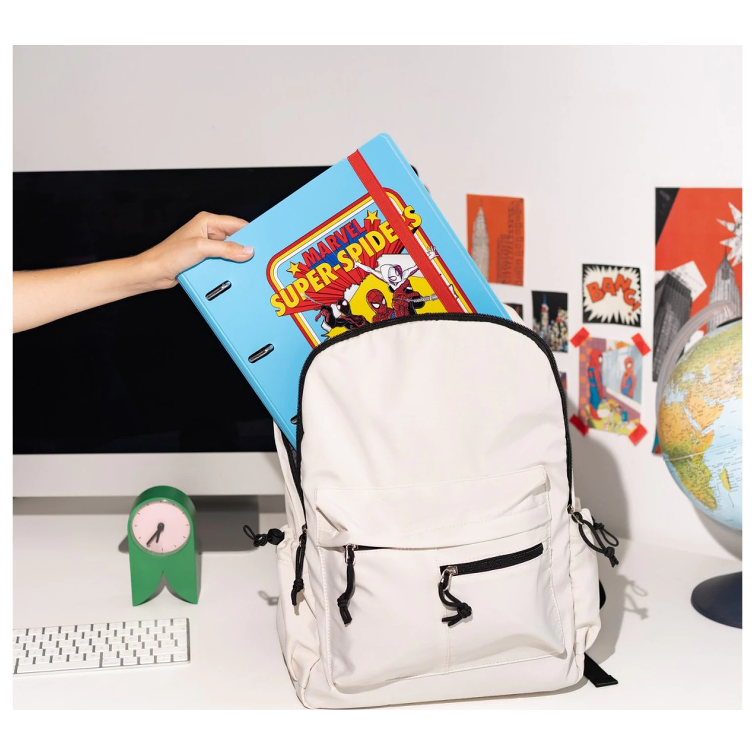 Marvel Spiderman 4 ring folder product photo