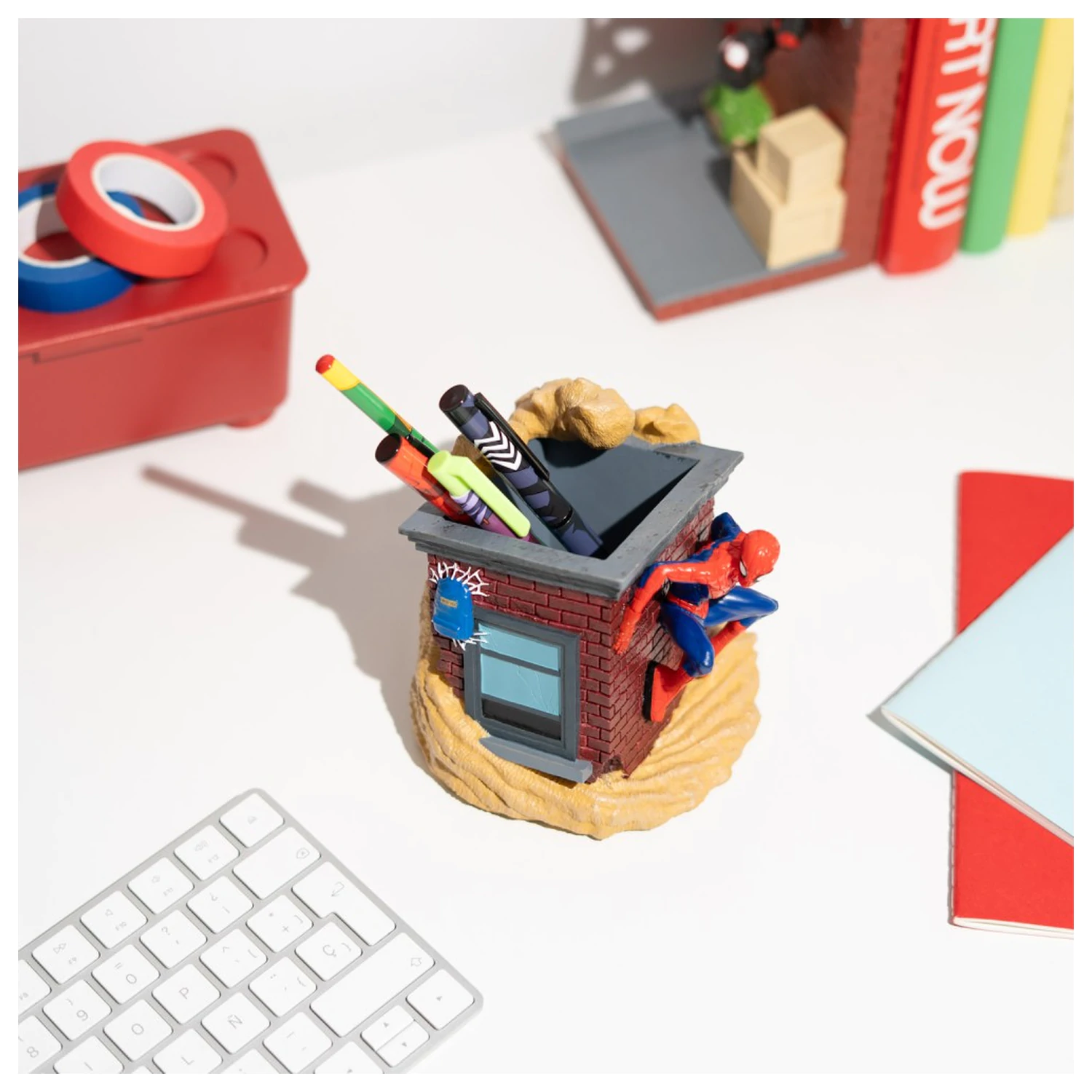 Marvel Spiderman Pencil holders + pencils product photo