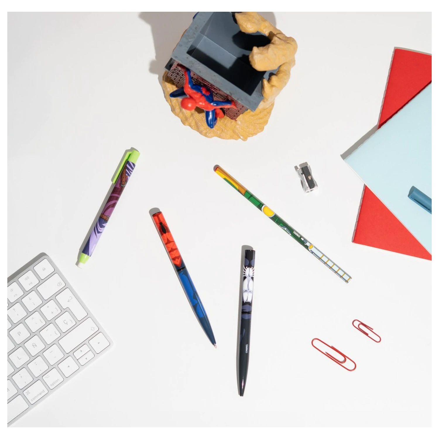 Marvel Spiderman Pencil holders + pencils product photo