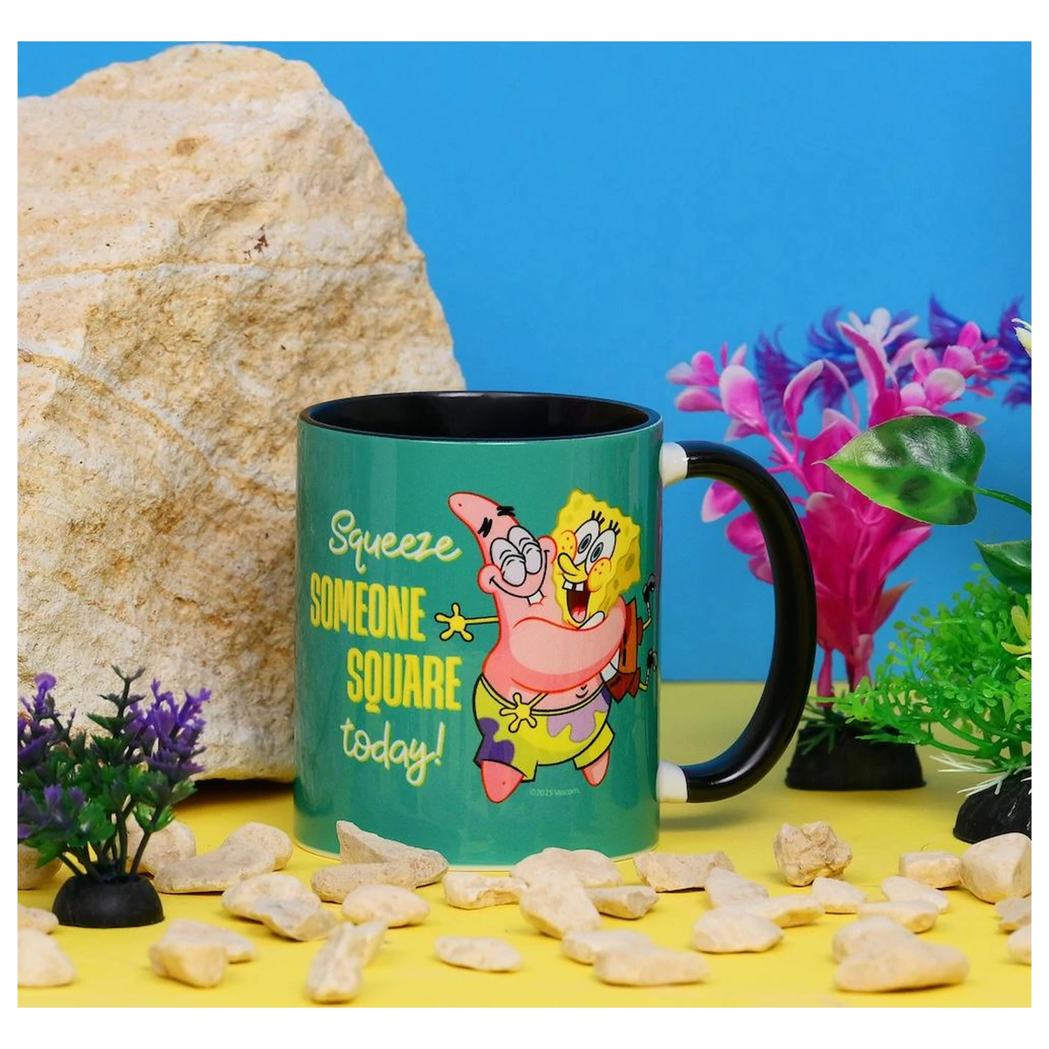 SpongeBob Hug Inner Colored Mug 325ml product photo