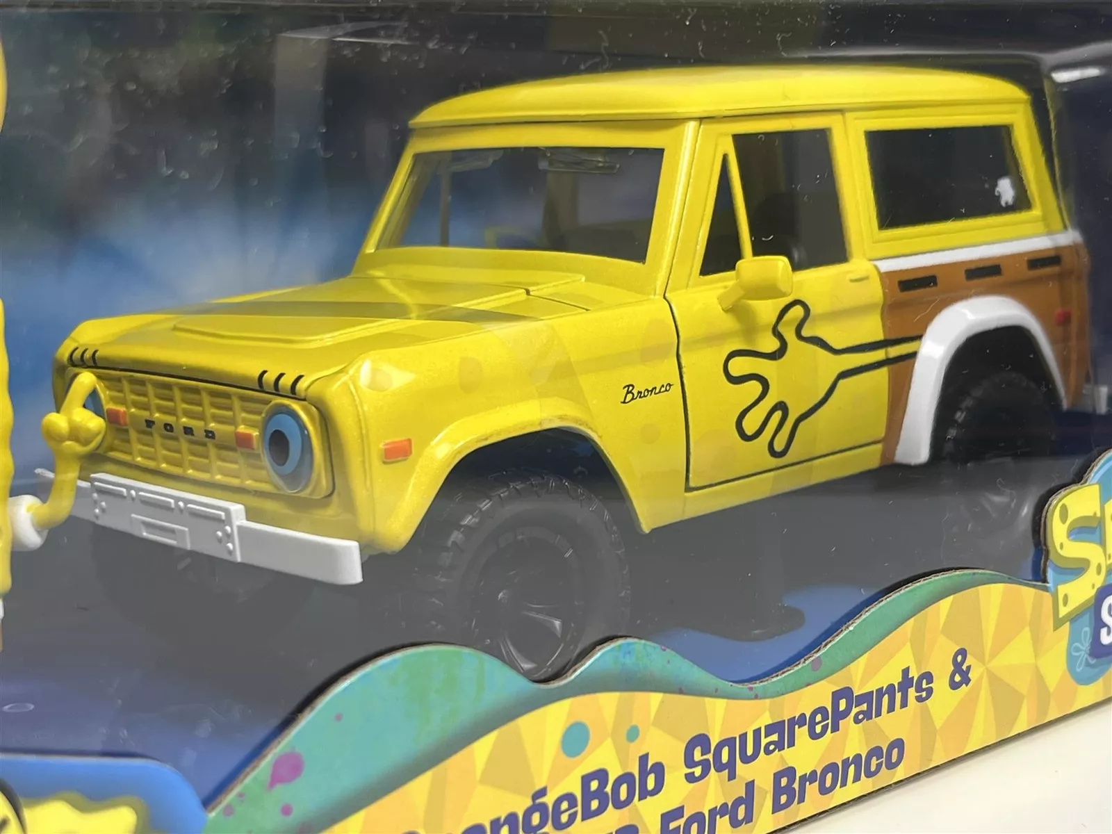 Spongebob Squarepants Diecast Model 1/24 1973 Ford Bronco product photo