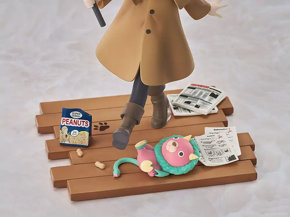 Spy x Family PVC Statue 1/7 Anya Forger: Detective Ver. 17 cm product photo