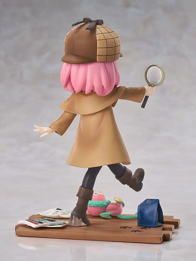 Spy x Family PVC Statue 1/7 Anya Forger: Detective Ver. 17 cm product photo