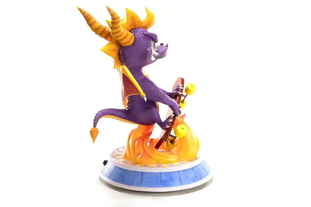 Spyro : Year of the Dragon Statue Spyro Skateboard 34 cm product photo