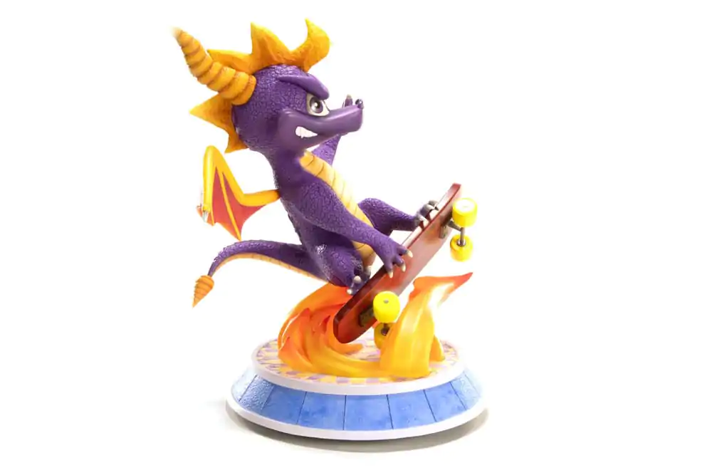 Spyro : Year of the Dragon Statue Spyro Skateboard 34 cm product photo