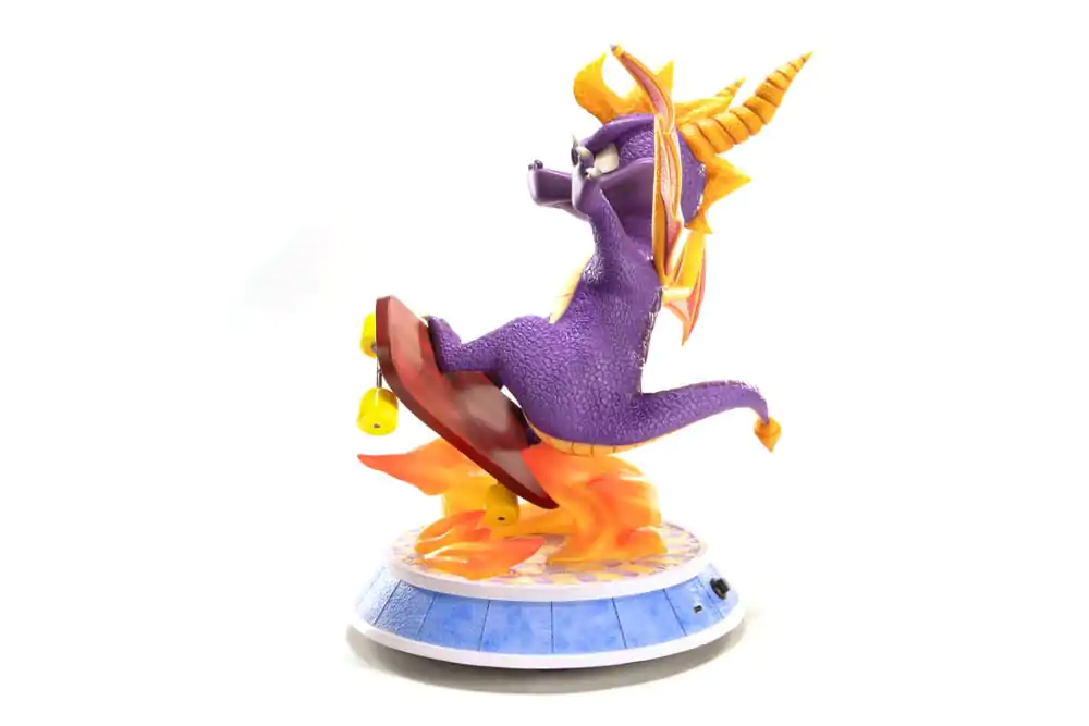 Spyro : Year of the Dragon Statue Spyro Skateboard 34 cm product photo