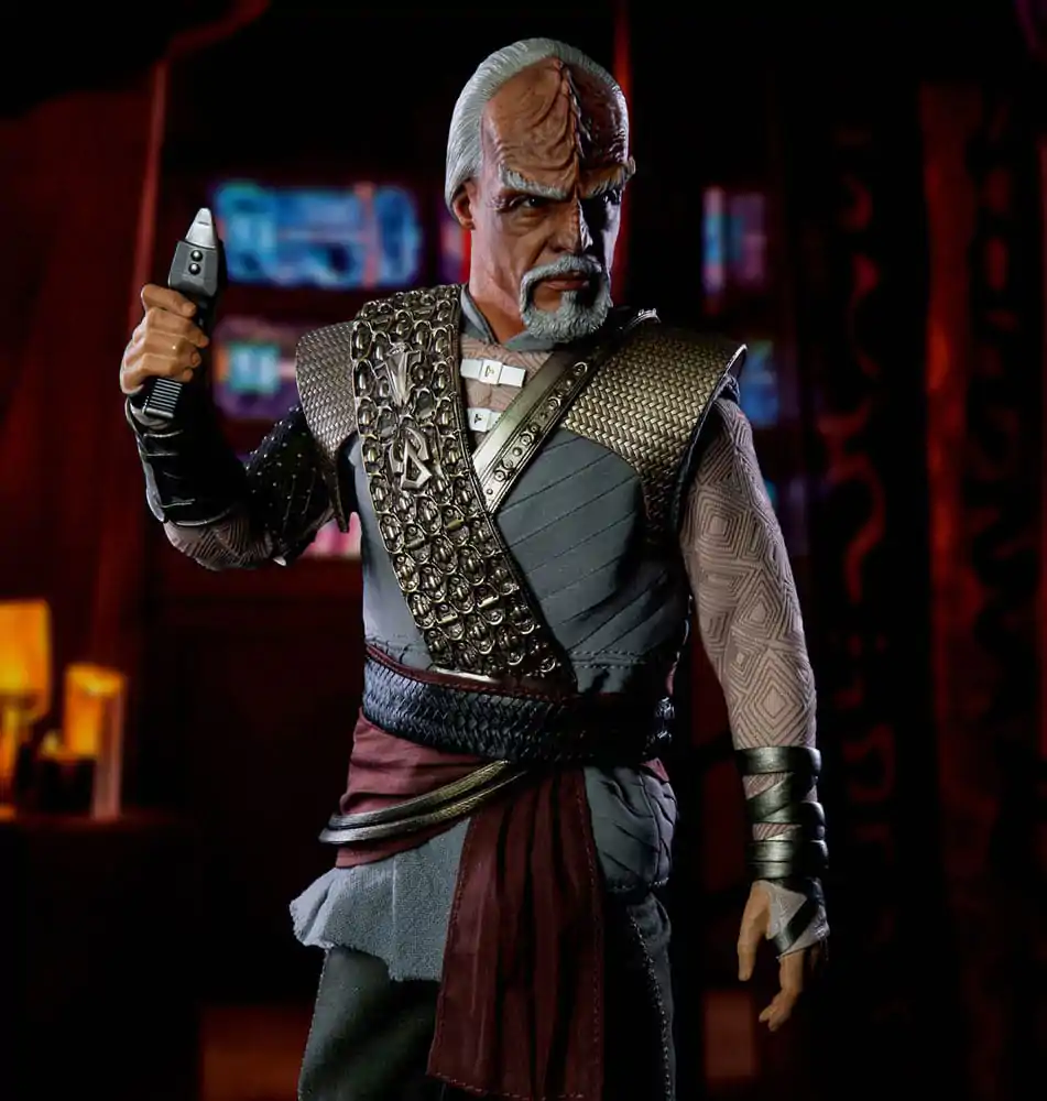 Star Trek: Picard Action Figure 1/6 Worf 30 cm product photo