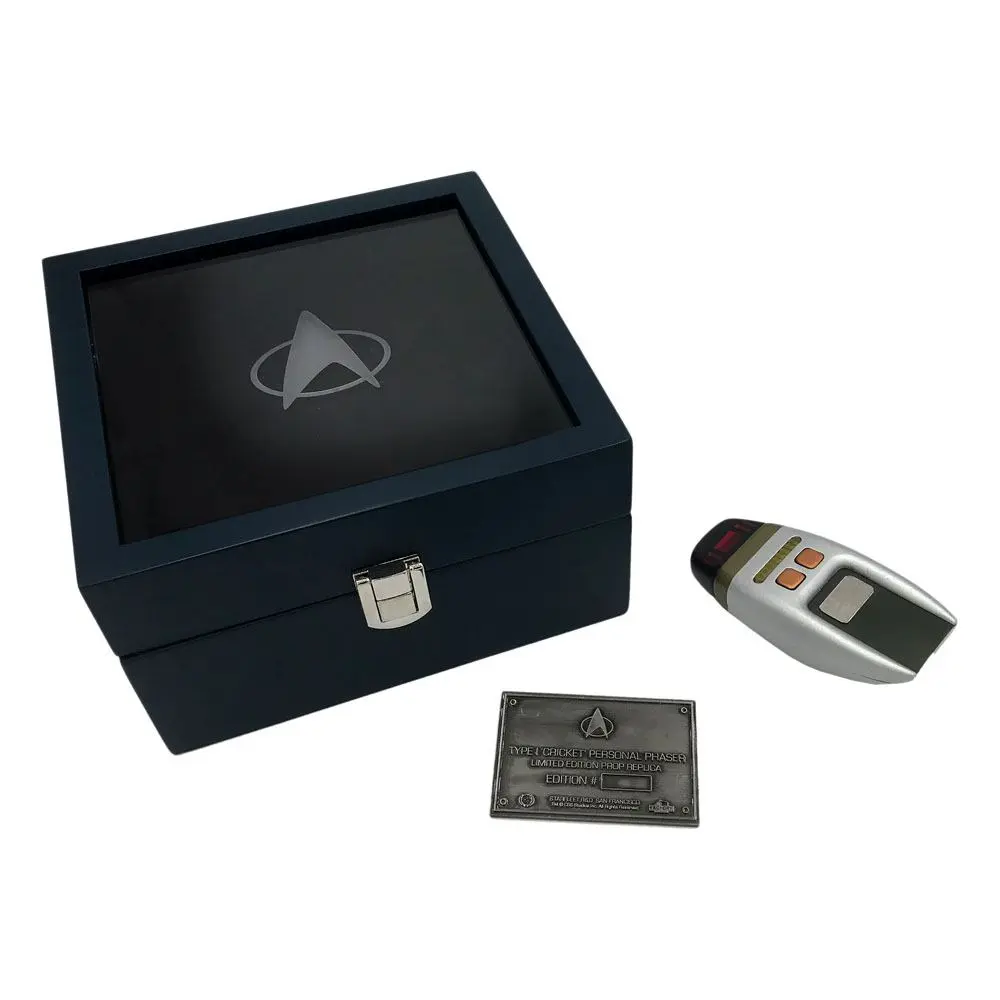 Star Trek The Next Generation Replica 1/1 Type-1 Cricket Phaser 17 x 8 cm product photo