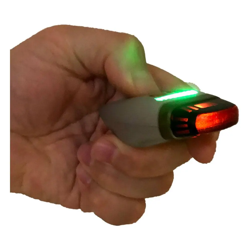 Star Trek The Next Generation Replica 1/1 Type-1 Cricket Phaser 17 x 8 cm product photo