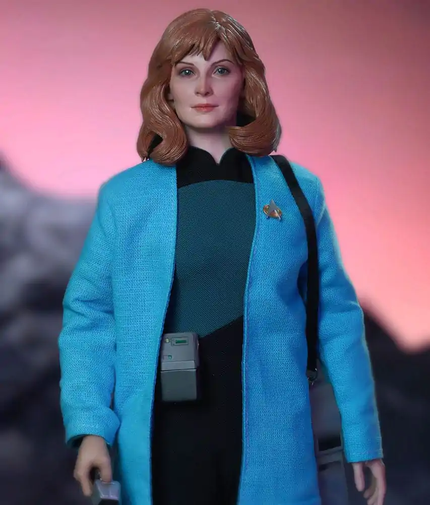 Star Trek: The Next Generation Action Figure 1/6 Dr. Beverly Crusher (Standard Edition) 27 cm product photo