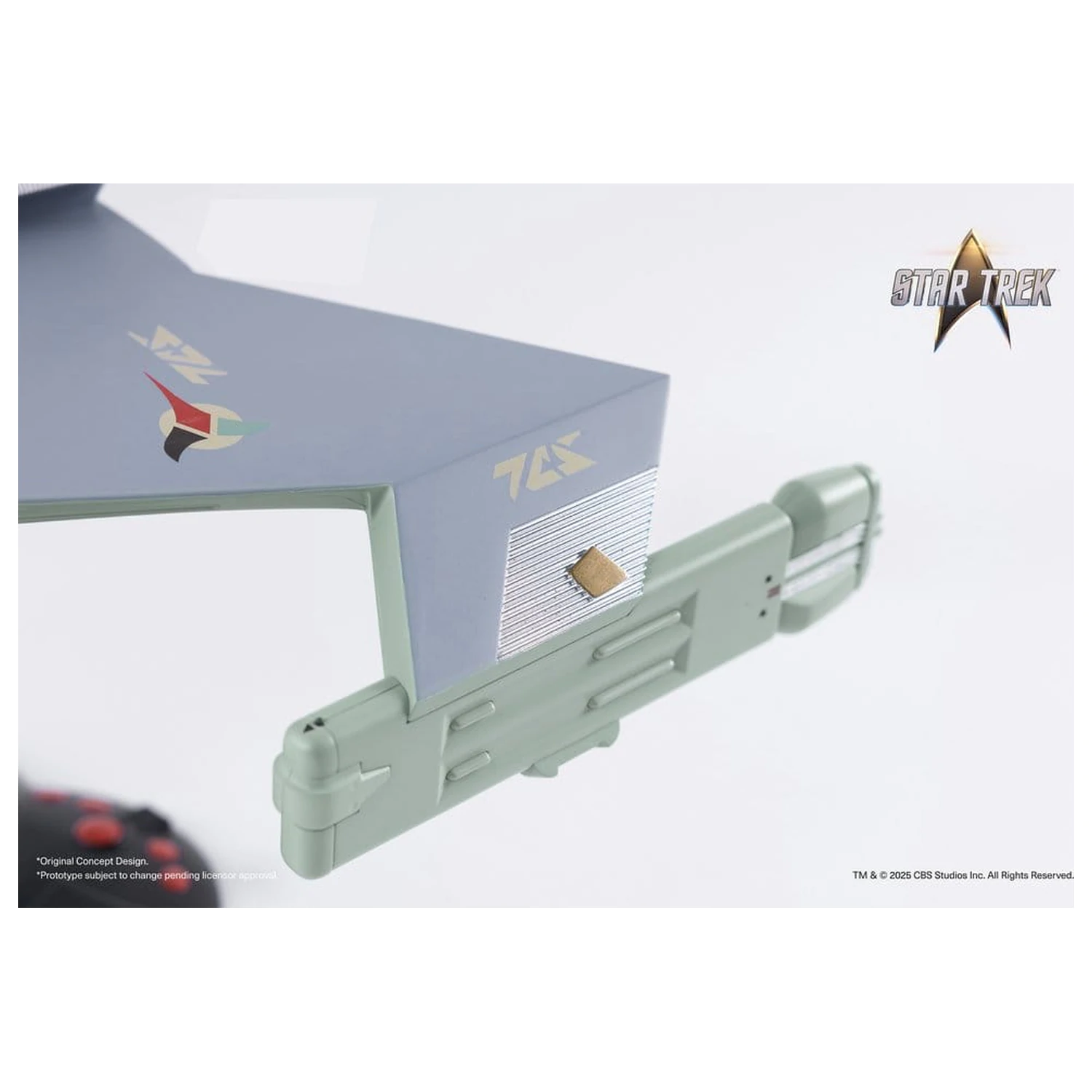 Star Trek TOS DieCast Replica 1/350 Klingon D7 Battle Cruiser Original Concept Design heo EU Exclusive 66 cm product photo