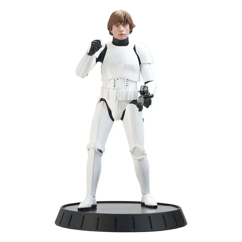 Star Wars Episode IV Milestones Statue 1/6 Luke Skywalker (Stormtrooper Disguise) Previews Exclusive 30 cm product photo