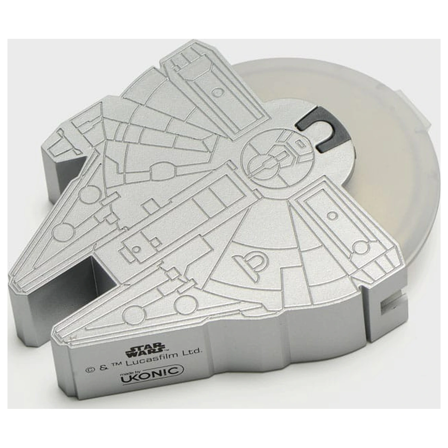 Star Wars Pizza Cutter Millennium Falcon product photo