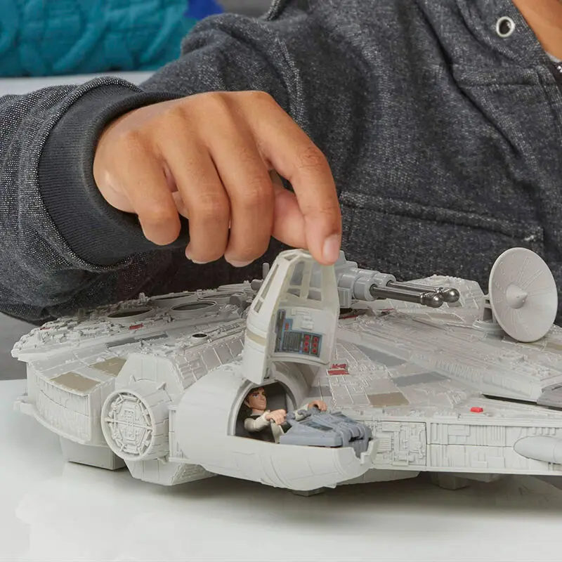 Star Wars Mission Fleet Millennium Falcon + Han Solo figure product photo