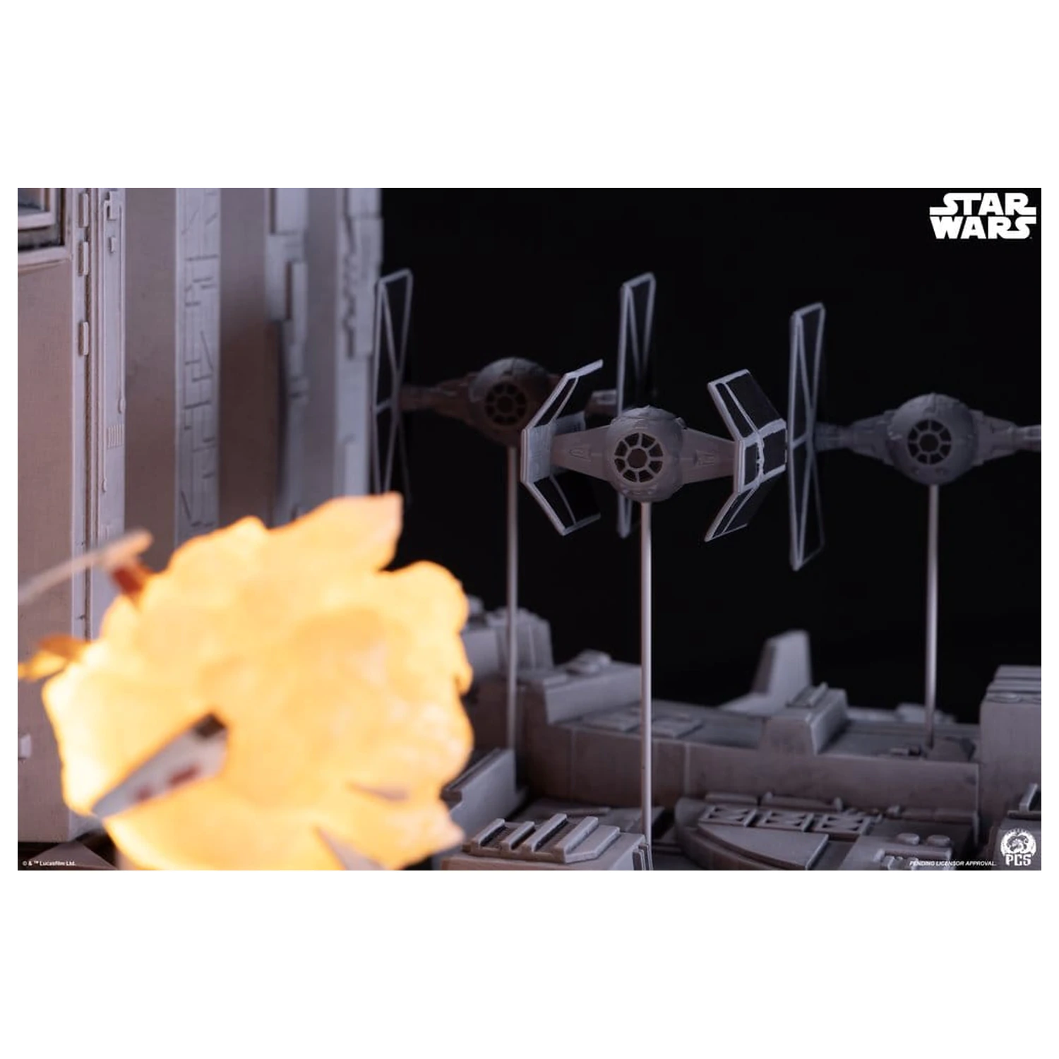 Star Wars Movie Moments Mini Scale Diorama Trench Run 23 cm product photo