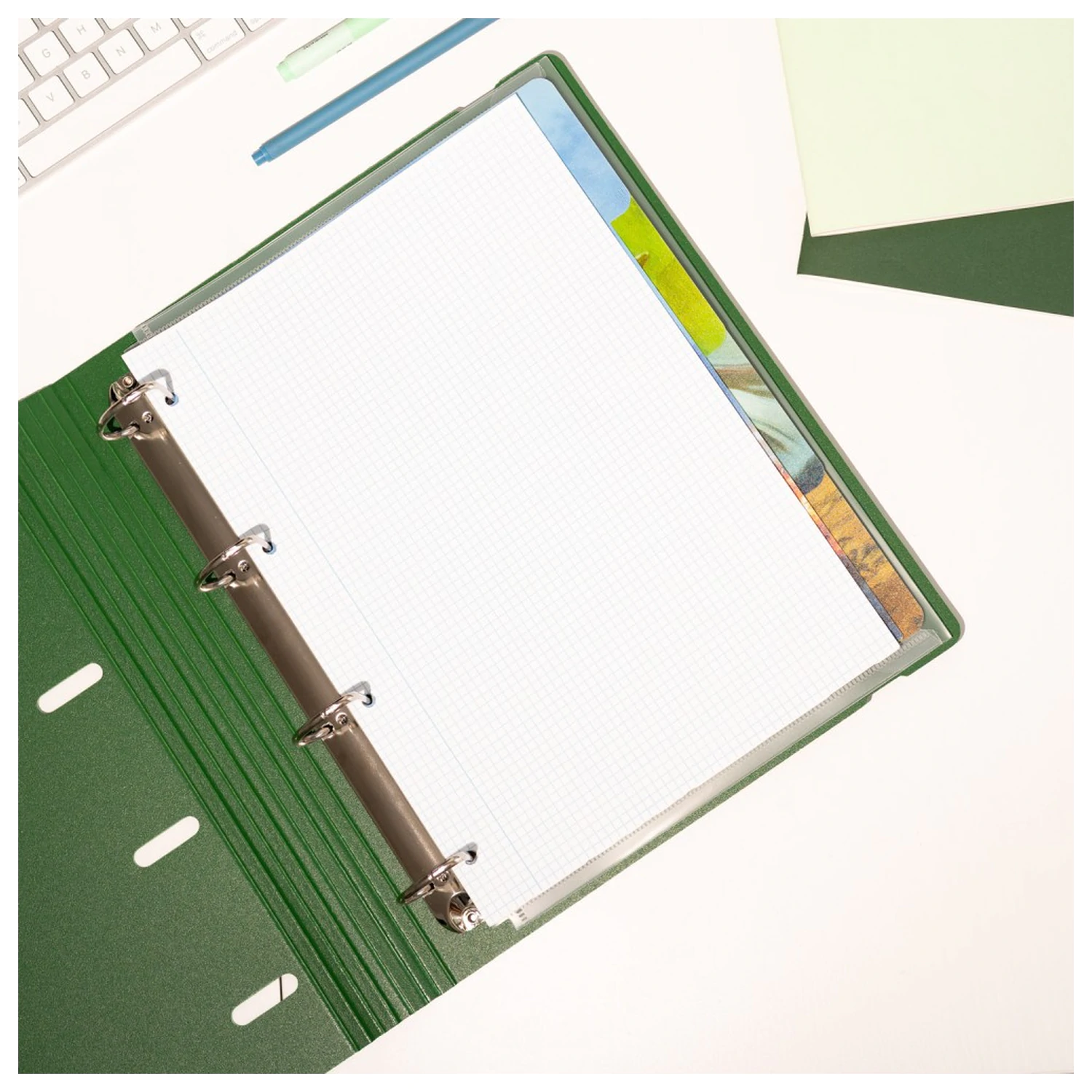 Star Wars: The Mandalorian and Grogu Ring Binder product photo