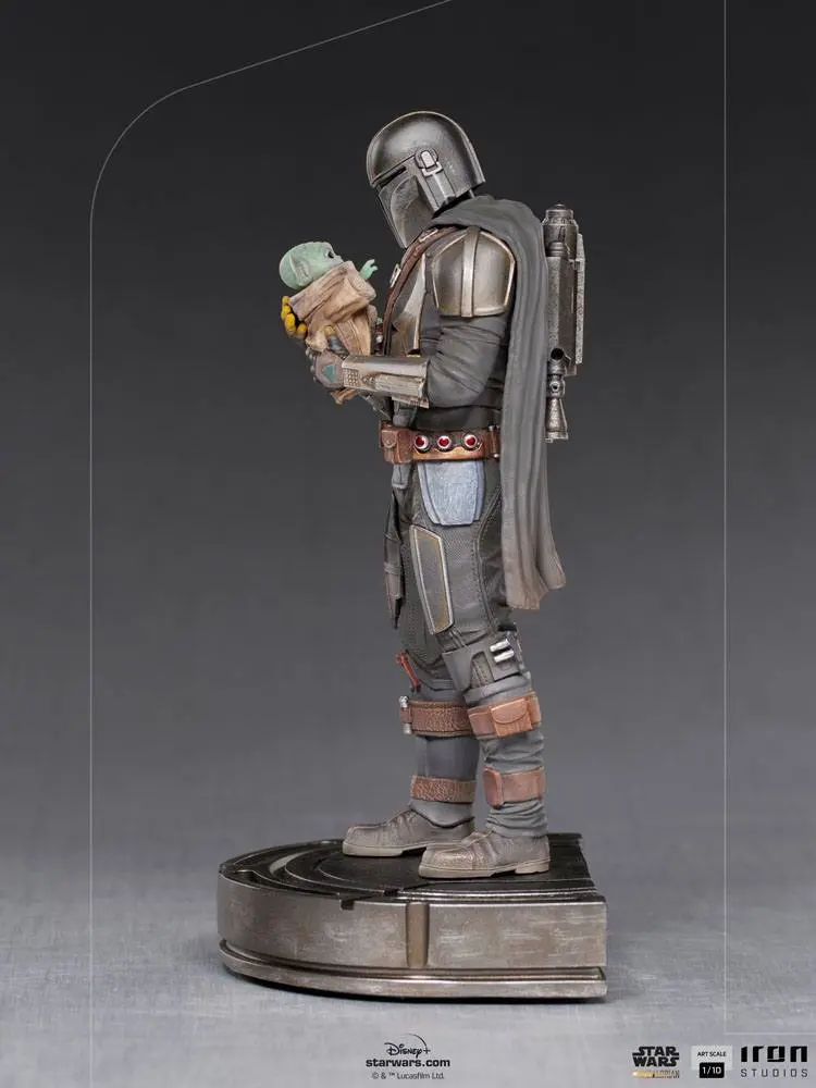 Star Wars The Mandalorian Art Scale Statue 1/10 Mandalorian &amp; Grogu 22 cm product photo