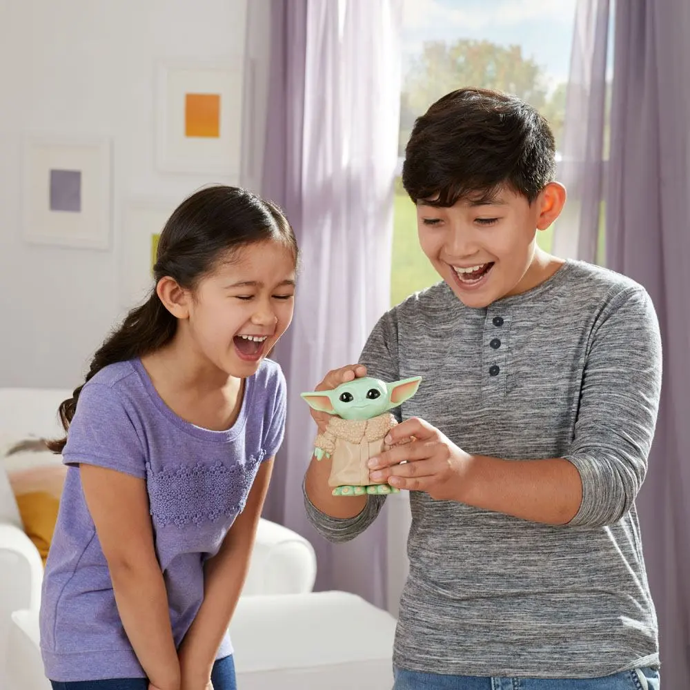 Star Wars The Mandalorian Game Bop it! The Child *English Version* product photo