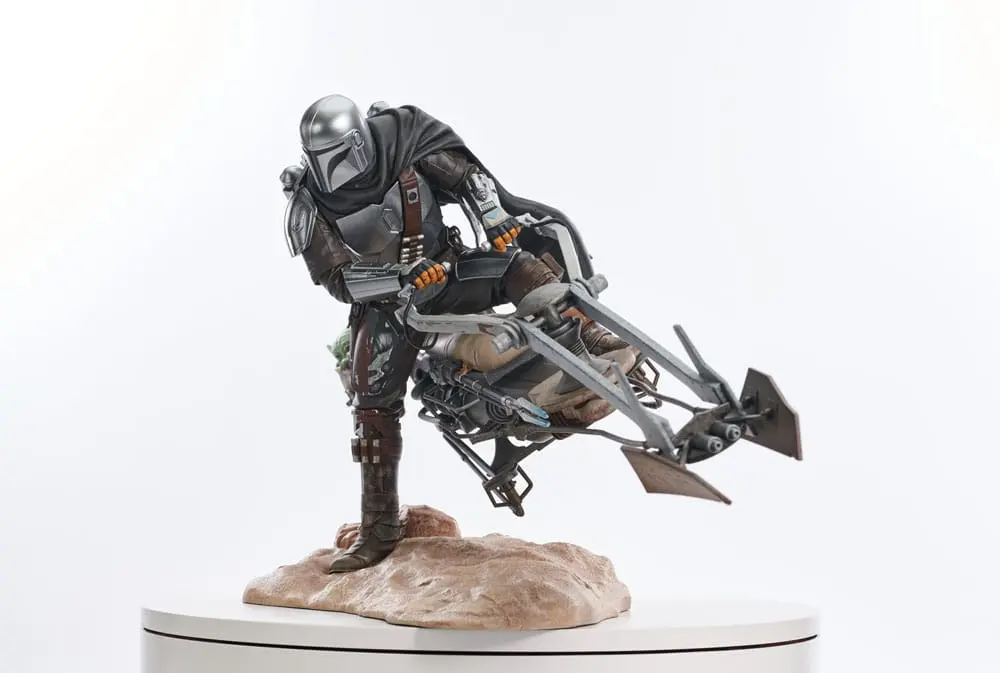 Star Wars: The Mandalorian Premier Collection 1/7 Din Djarin on Speeder Bike 23 cm product photo