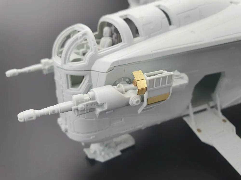 Star Wars: The Mandalorian Model Kit Razor Crest "Platinum Edition" product photo