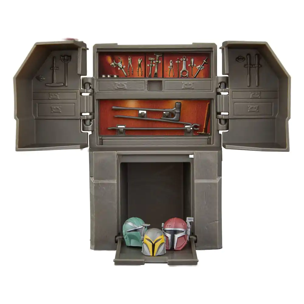 Star Wars The Mandalorian Vintage Collection The Armorer&#039;s Forge with The Armorer (Lakeside Covert World) product photo