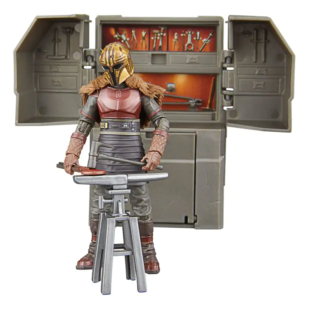 Star Wars The Mandalorian Vintage Collection The Armorer&#039;s Forge with The Armorer (Lakeside Covert World) product photo