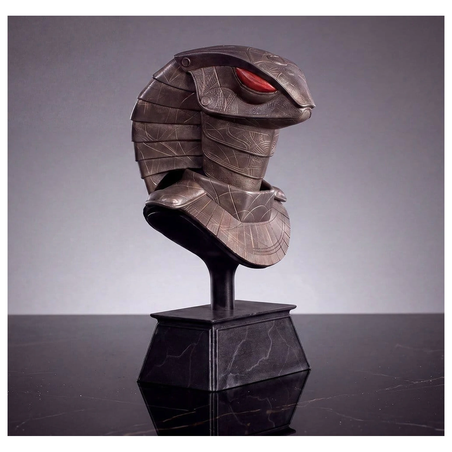 Stargate Desktop Replica Helmet Replica Serpent Guard Helmet Apophis 15 cm product photo