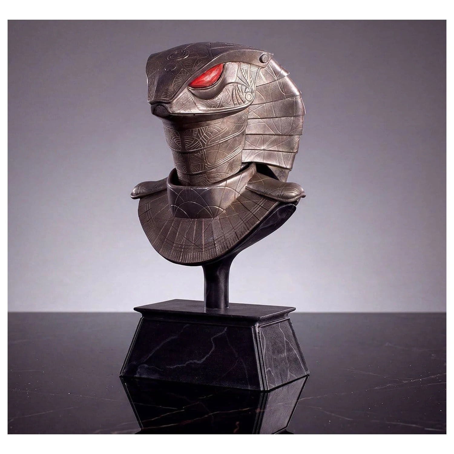 Stargate Desktop Replica Helmet Replica Serpent Guard Helmet Apophis 15 cm product photo