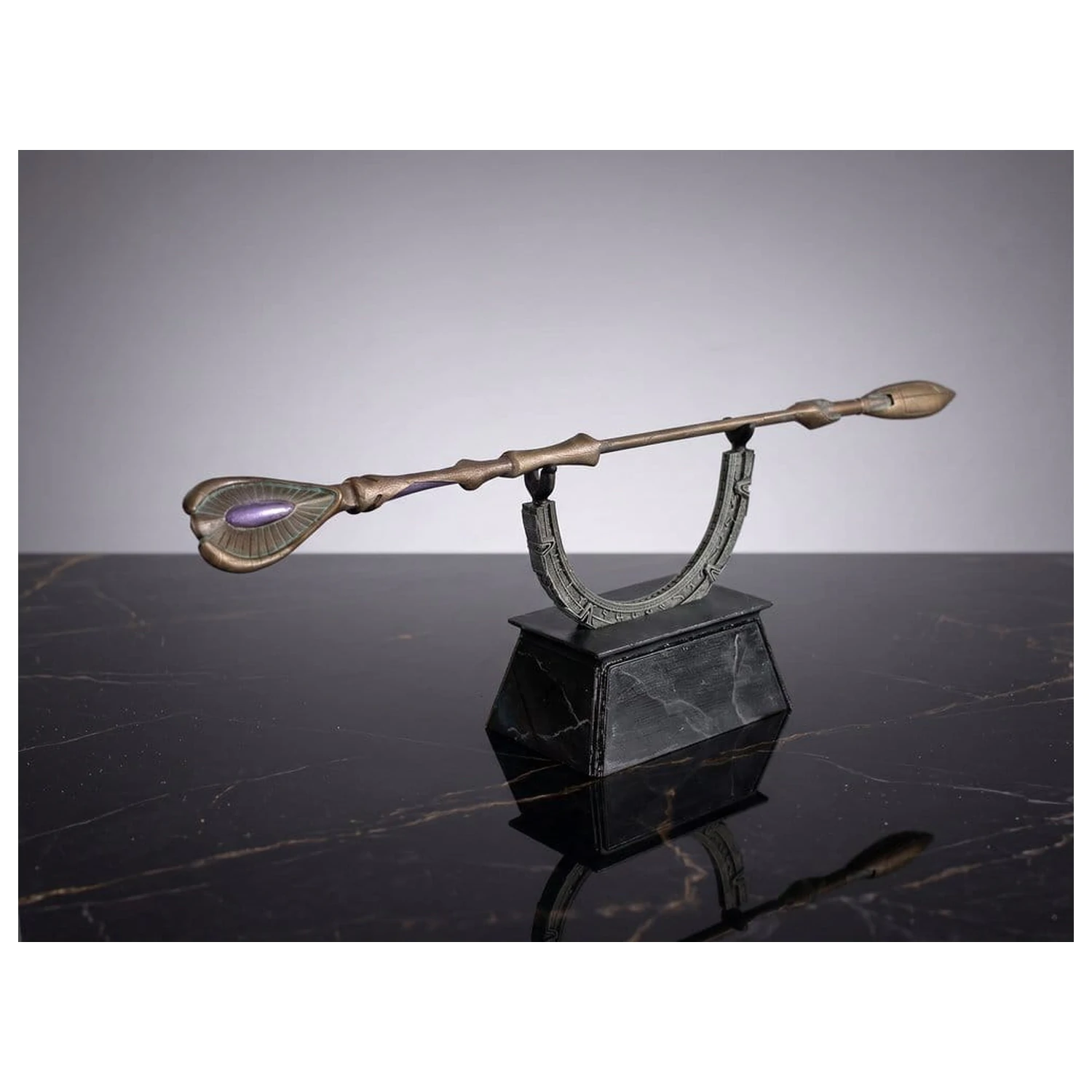 Stargate Desktop Replica Ma'tok Staff 30 cm product photo