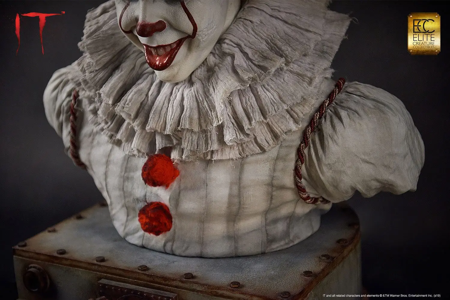 Stephen King's It Life-Size Bust Pennywise 71 cm product photo