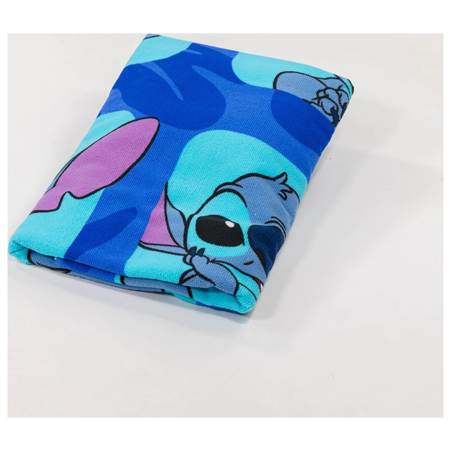 Stitch Expressions Towel 70x140cm product photo