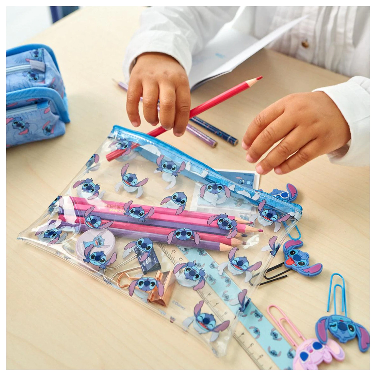 Lilo and Stitch Glasses Paper Clip 4-Piece Set product photo