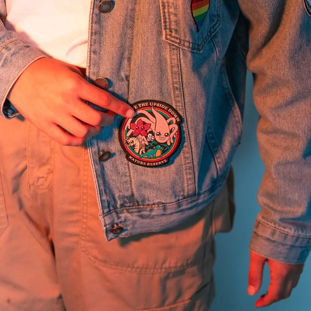 Stranger Things 3 set patch product photo