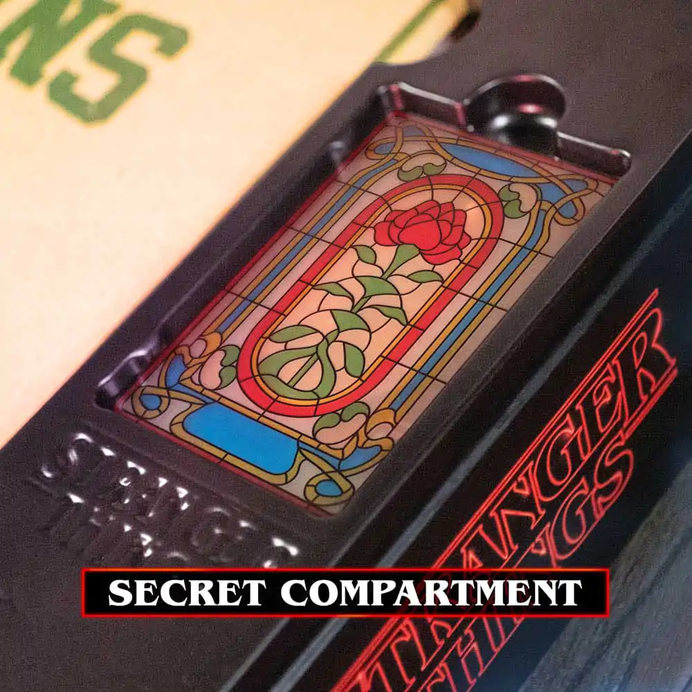 Stranger Things Hawkins Memories Kit Vecna´s Course Limited Edition product photo