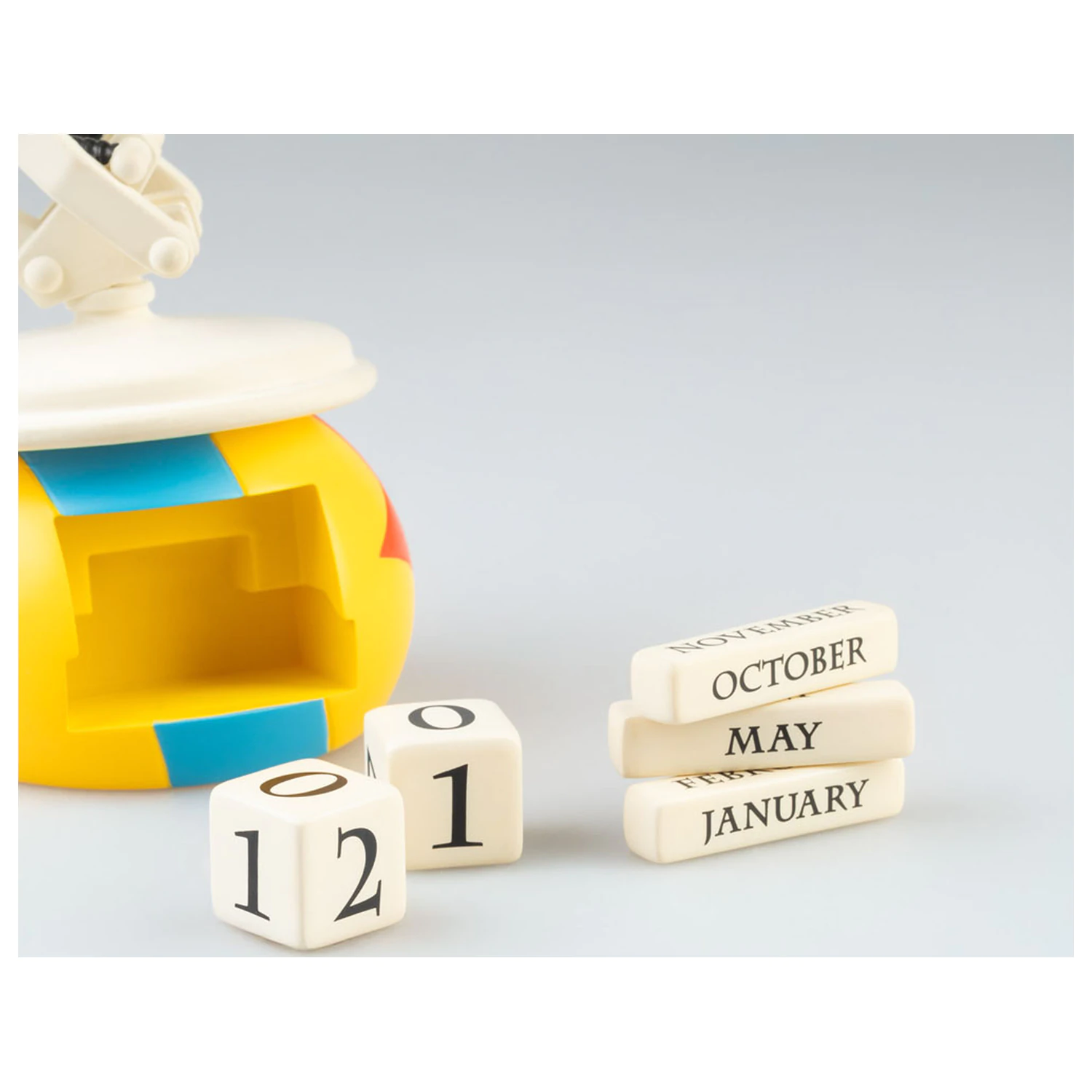 Stranger Things 3D perpetual Calendar Luxo Jr. product photo