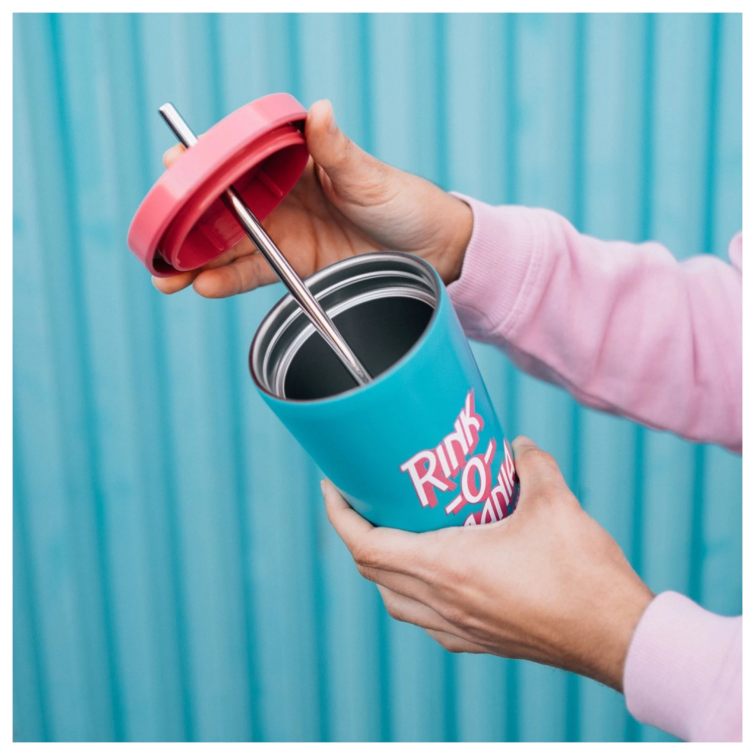 Stranger Things Rink-O-Mania straw tumbler 550ml product photo