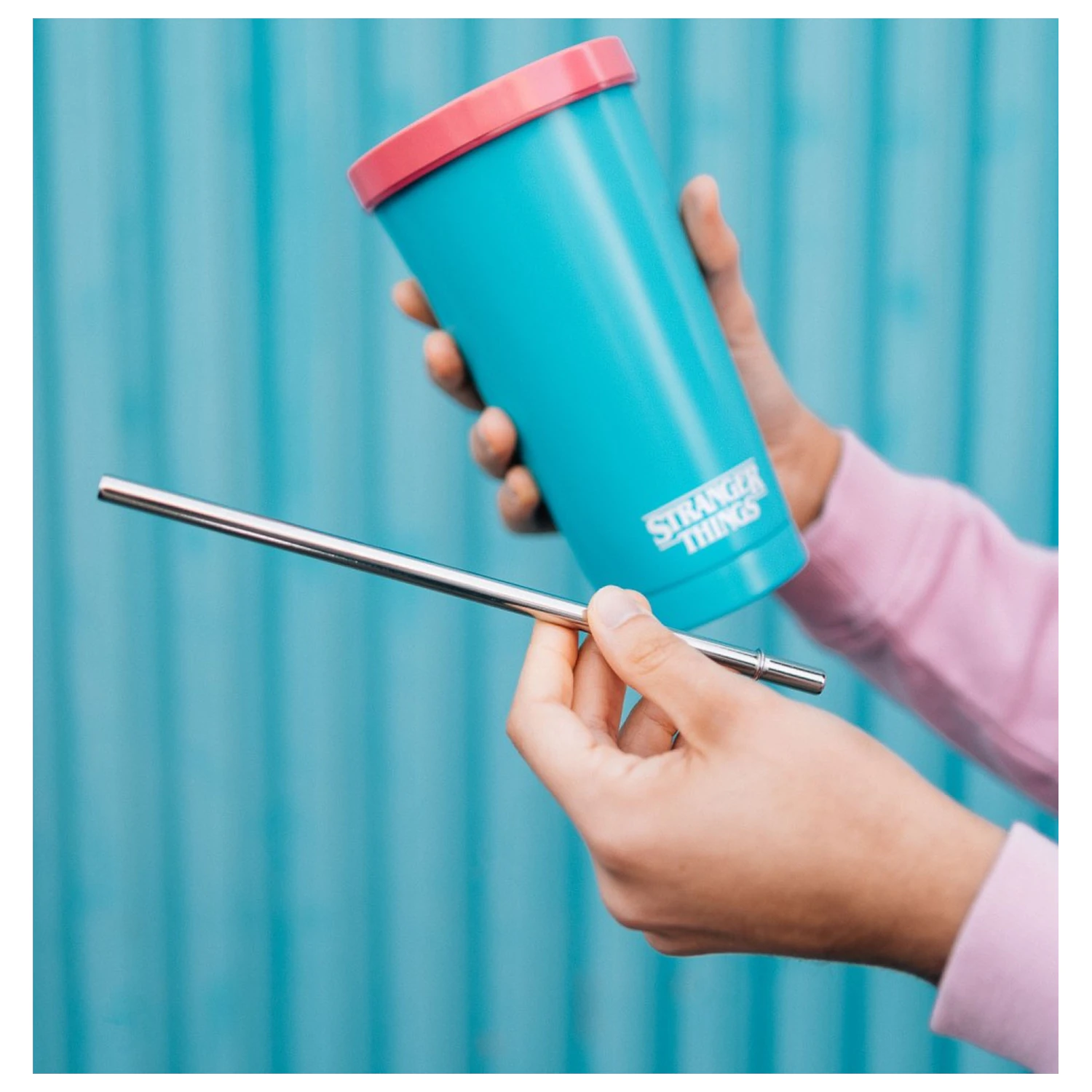 Stranger Things Rink-O-Mania straw tumbler 550ml product photo