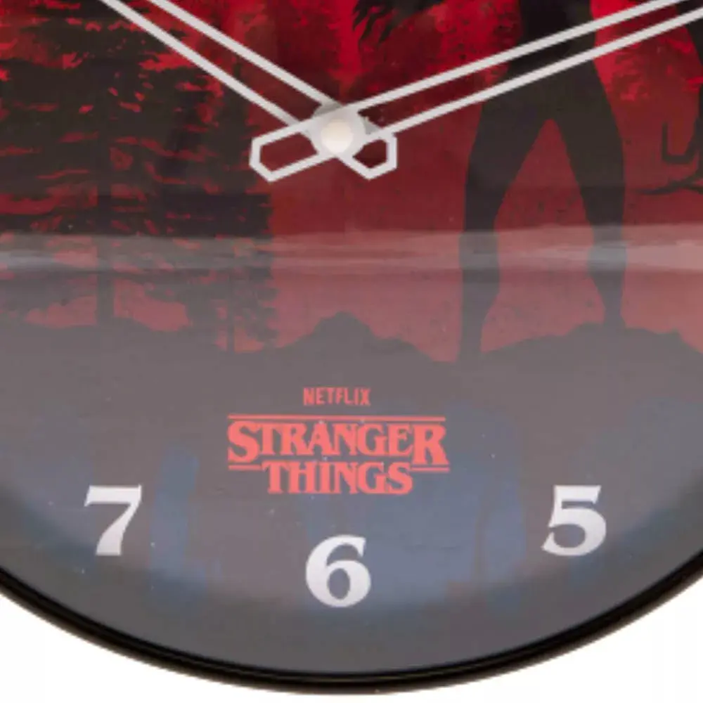 Stranger Things Wall Clock Scene termékfotó